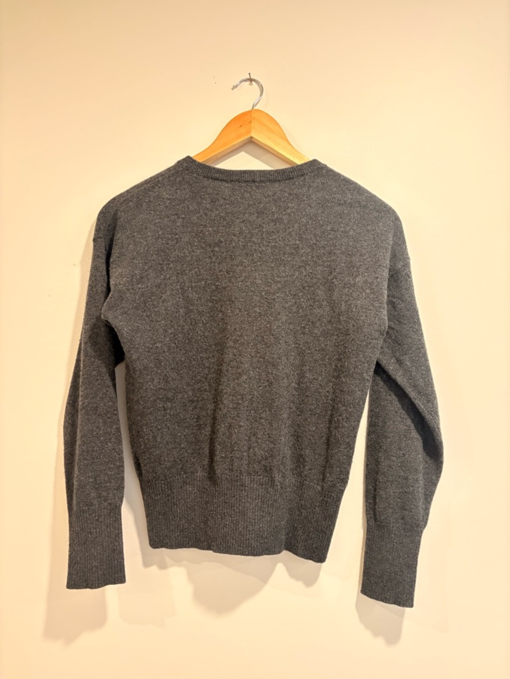 Uniqlo 100% Cashmere Crew Neck Jumper - Picture 4 of 9